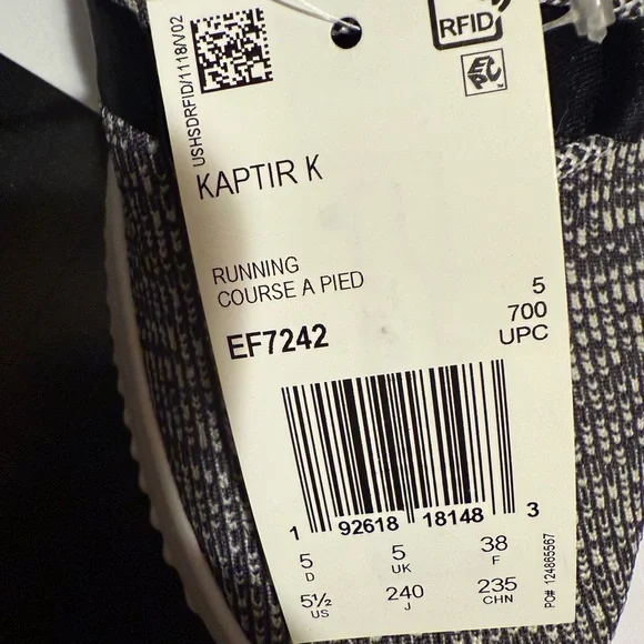 NIB Adidas Kaptir EF7242 women’s running/lifestyle sneakers. Wm sz 5.5. Light. - Picture 6 of 8